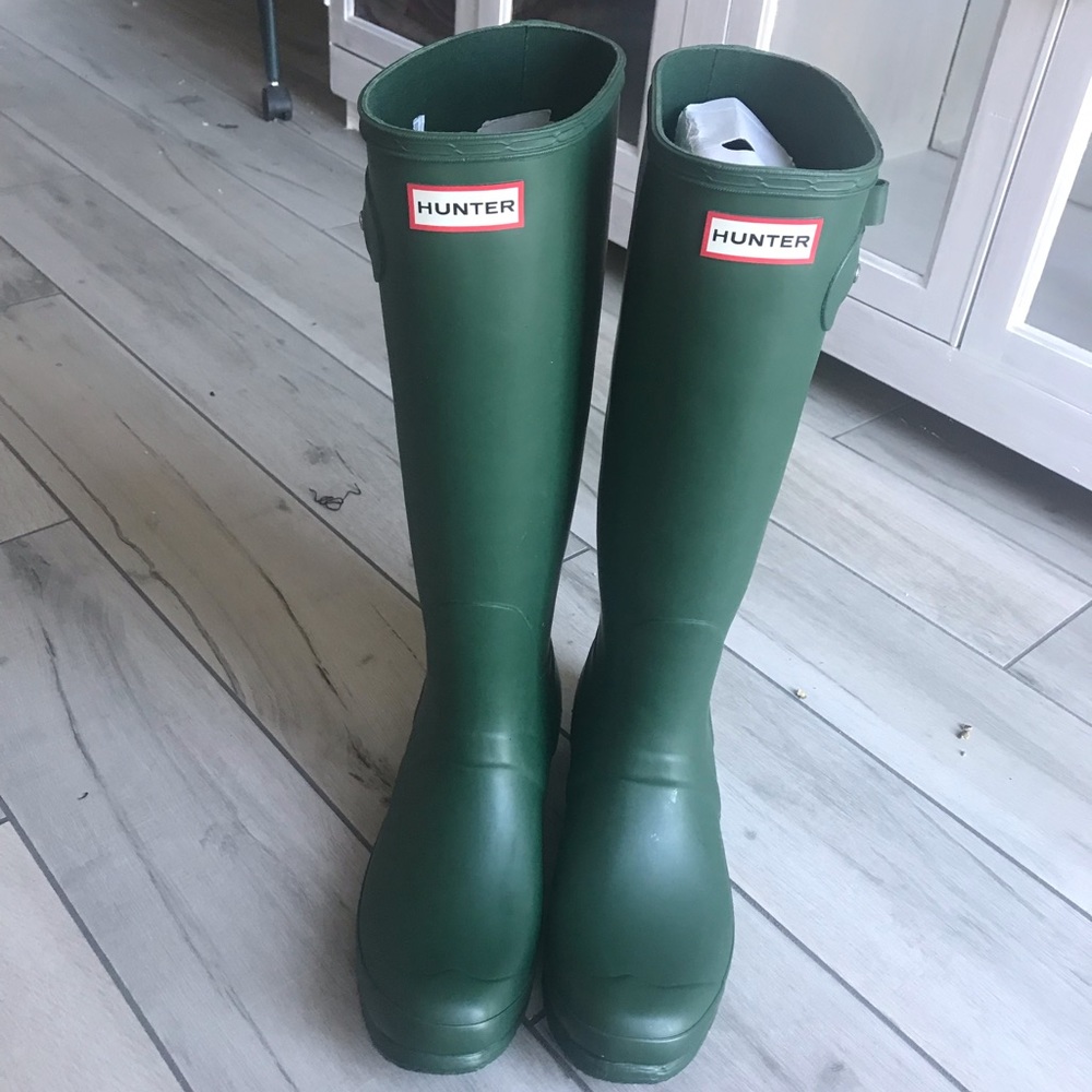BRAND NEW Hunter Green TallHunter Boots